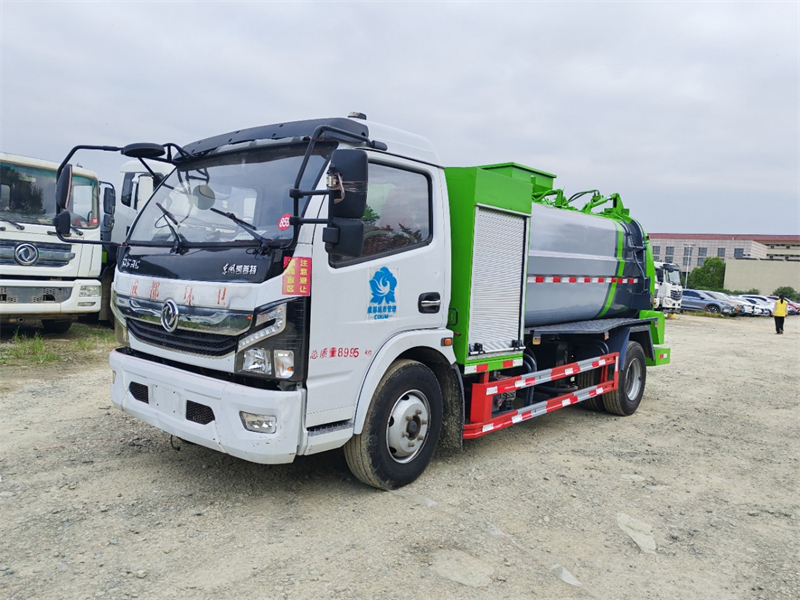 年底餐廚垃圾車需求旺季，我們已備好了多款車型供你選擇